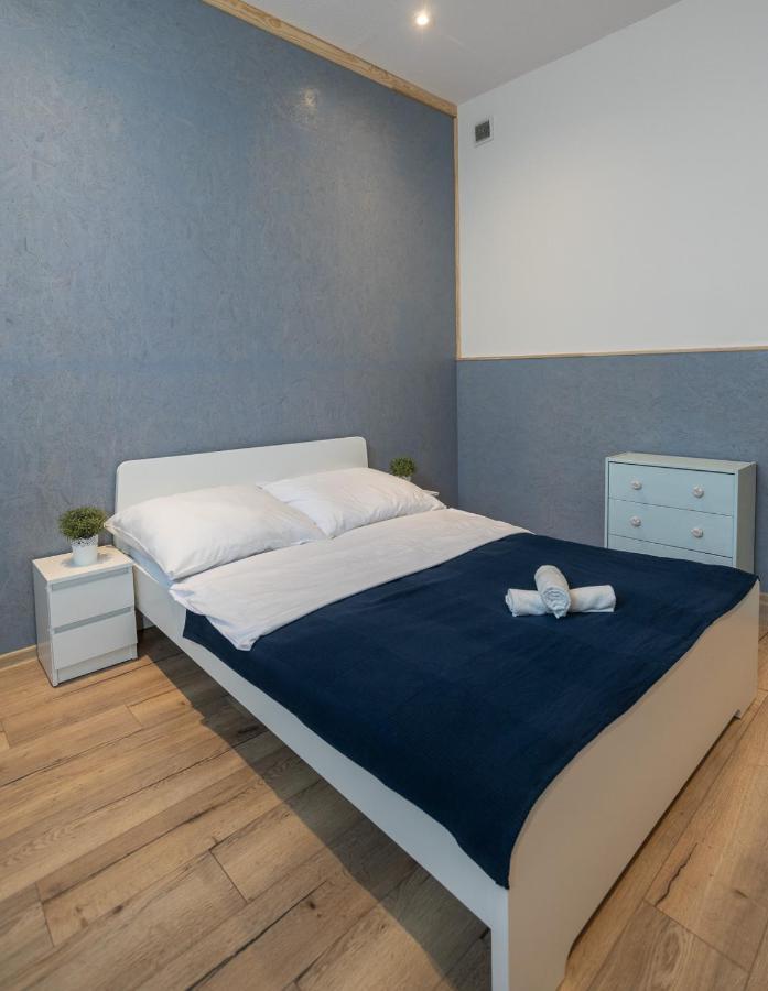 Kosciuszki Street Hostel Wroclaw Bagian luar foto