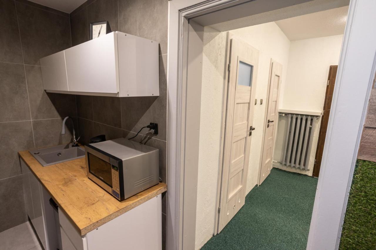 Kosciuszki Street Hostel Wroclaw Bagian luar foto