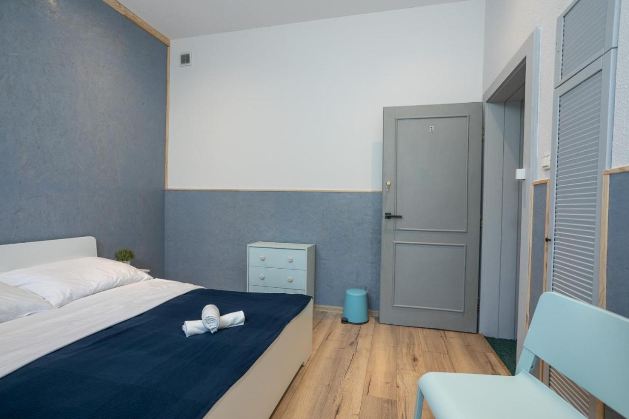 Kosciuszki Street Hostel Wroclaw Bagian luar foto