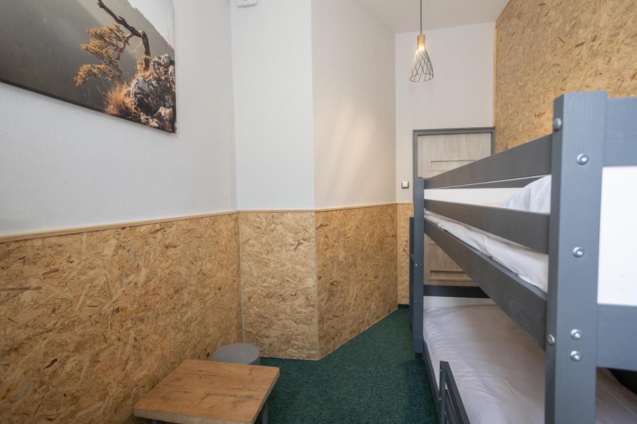 Kosciuszki Street Hostel Wroclaw Bagian luar foto